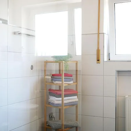 فيرينفونونغ والتر *